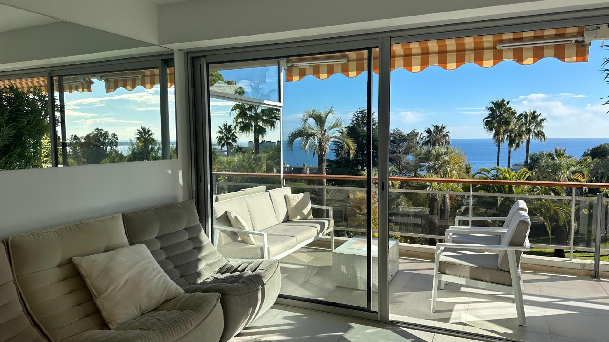 Appartement 2 Chambres Vue Mer Panoramique, Proche Croisette Cannes Vallauris Ngoại thất bức ảnh