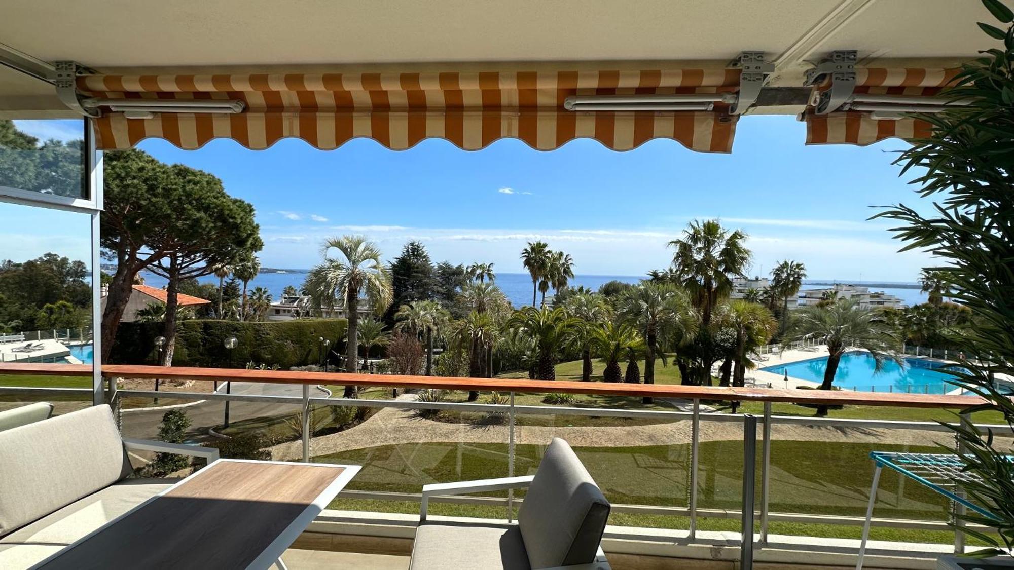 Appartement 2 Chambres Vue Mer Panoramique, Proche Croisette Cannes Vallauris Ngoại thất bức ảnh