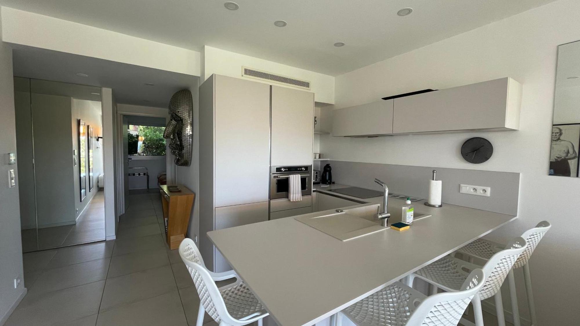 Appartement 2 Chambres Vue Mer Panoramique, Proche Croisette Cannes Vallauris Ngoại thất bức ảnh