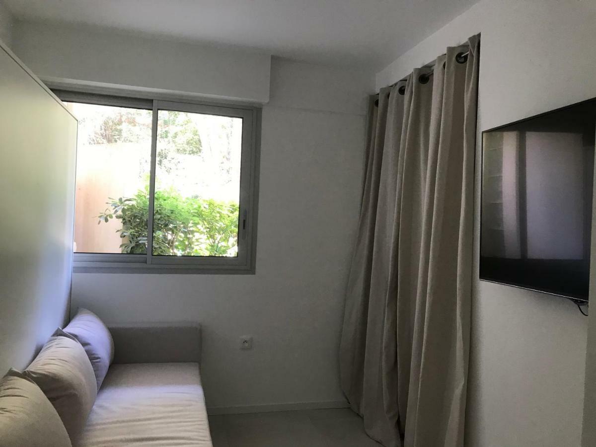 Appartement 2 Chambres Vue Mer Panoramique, Proche Croisette Cannes Vallauris Ngoại thất bức ảnh
