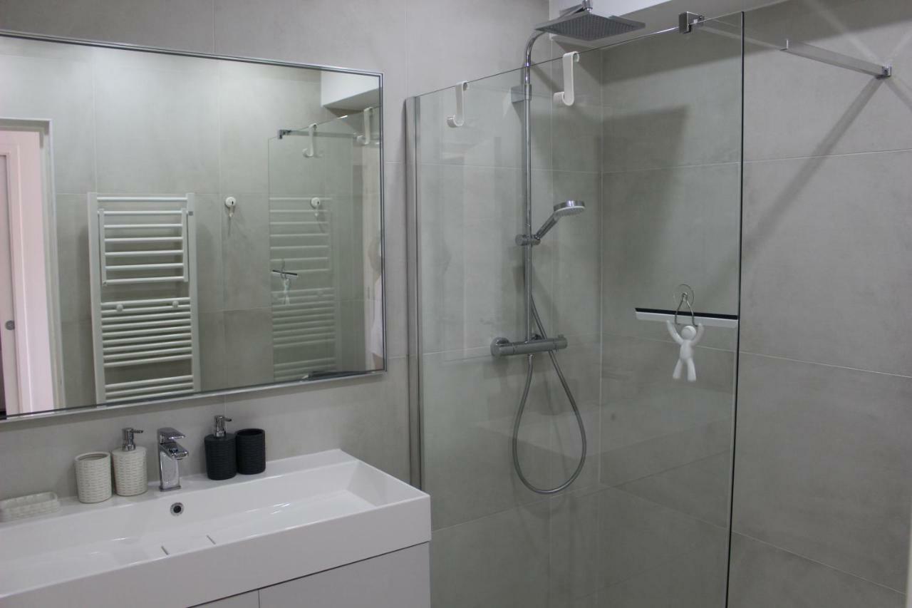 Appartement 2 Chambres Vue Mer Panoramique, Proche Croisette Cannes Vallauris Ngoại thất bức ảnh